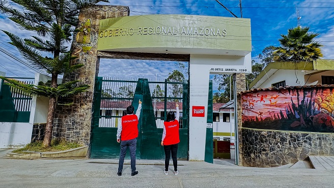 Amazonas.– La Contraloría General de la República detectó presunta responsabilidad penal y administrativa en cuatro funcionarios del Gobierno Regional Amazonas por irregularidades identificadas en el trámite, aprobación y otorgamiento de fondos públicos, bajo la modalidad de encargos internos, lo que generó un perjuicio económico a la entidad de S/ 5 000.