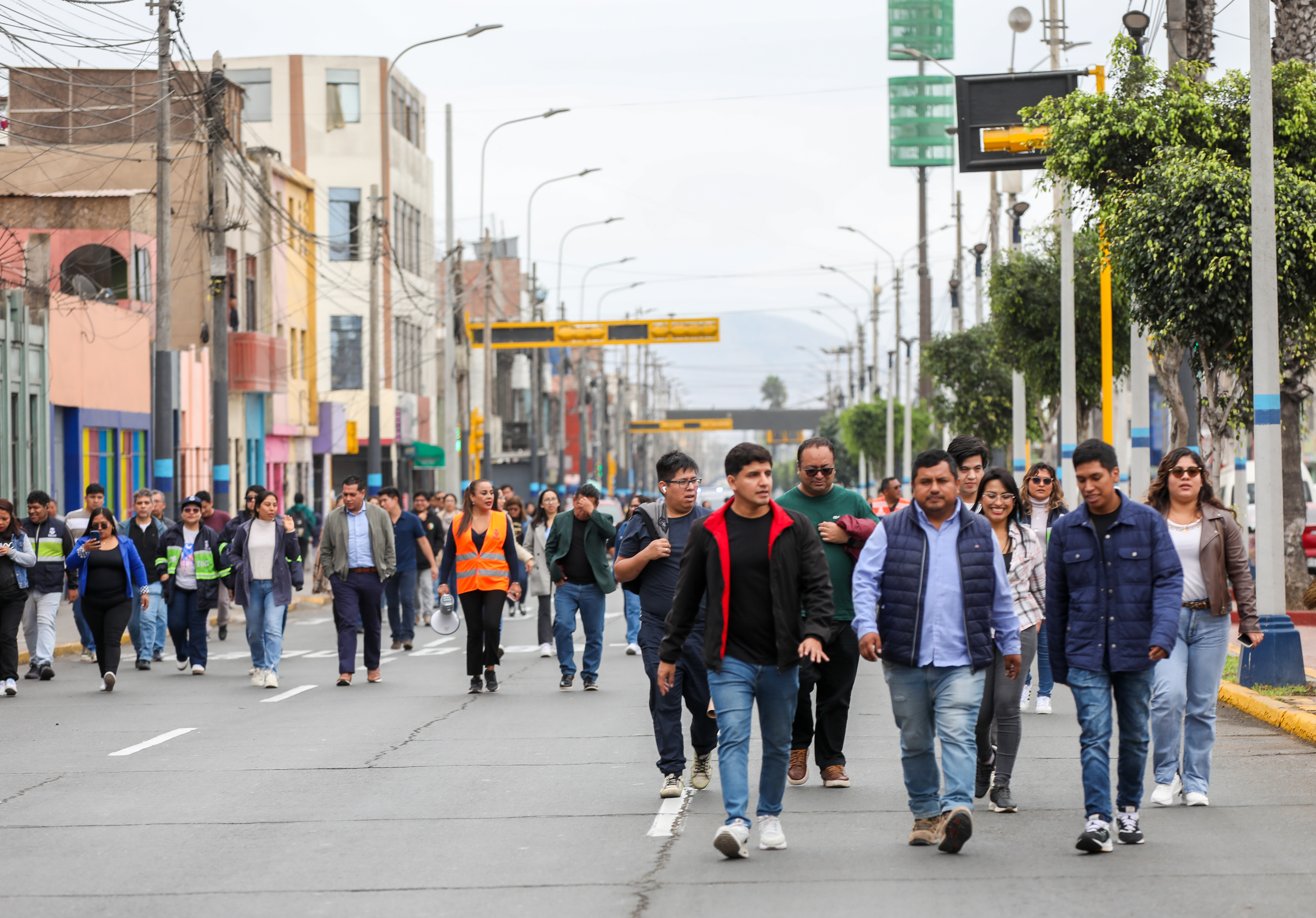 Apoyo masivo de los vecinos del Callao en este simulacro multipeligro 2025.