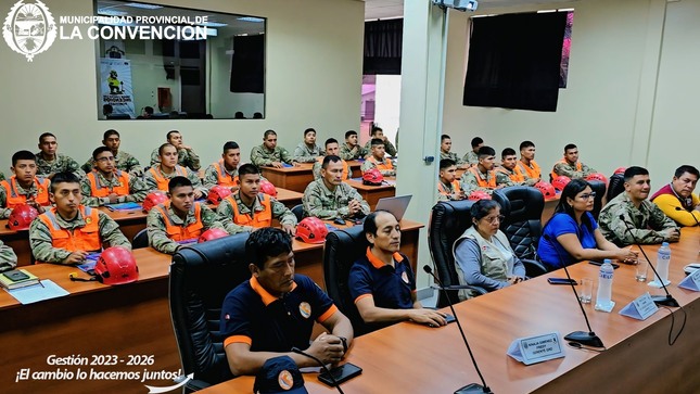 Municipalidad capacita y entrena en la prevención y respuesta de incendios forestales