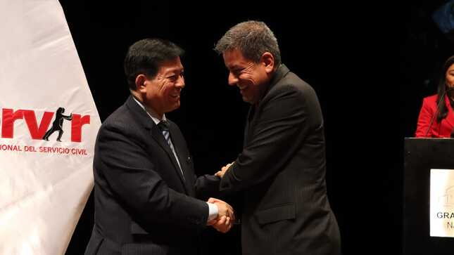 Premier Arana: “El servicio civil es el motor del desarrollo del Perú”