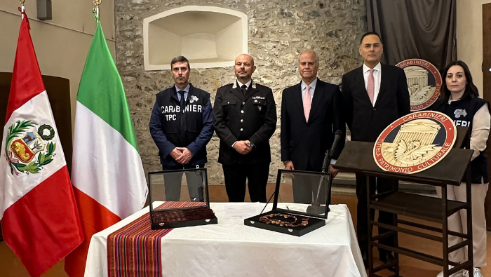 Autoridades italianas restituyen bienes pertenecientes al patrimonio cultural del Perú