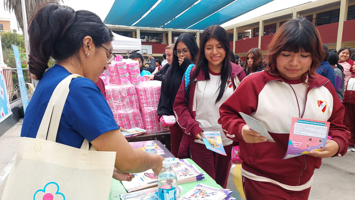 Más de 400 estudiantes derribaron mitos sobre la menstruación