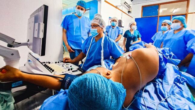 INCOR de EsSalud acerca atención cardiológica especializada a asegurados de Iquitos