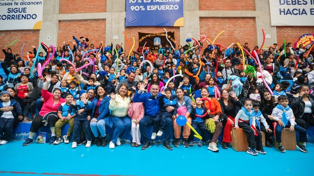 🎈 ¡Con alegría y compromiso celebramos la Semana de la Educación Inicial junto a nuestros PRONOEI! 👶📚