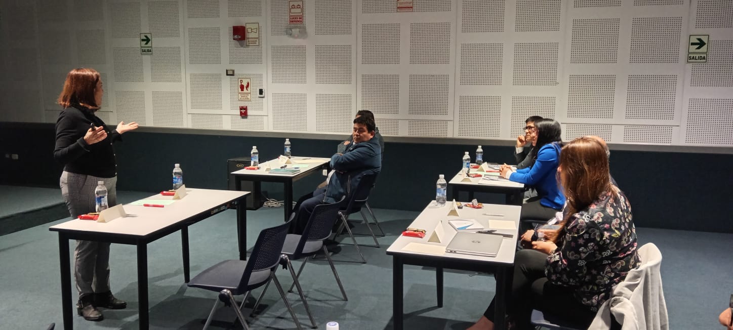JNJ realizó taller de Gestión de Cambio