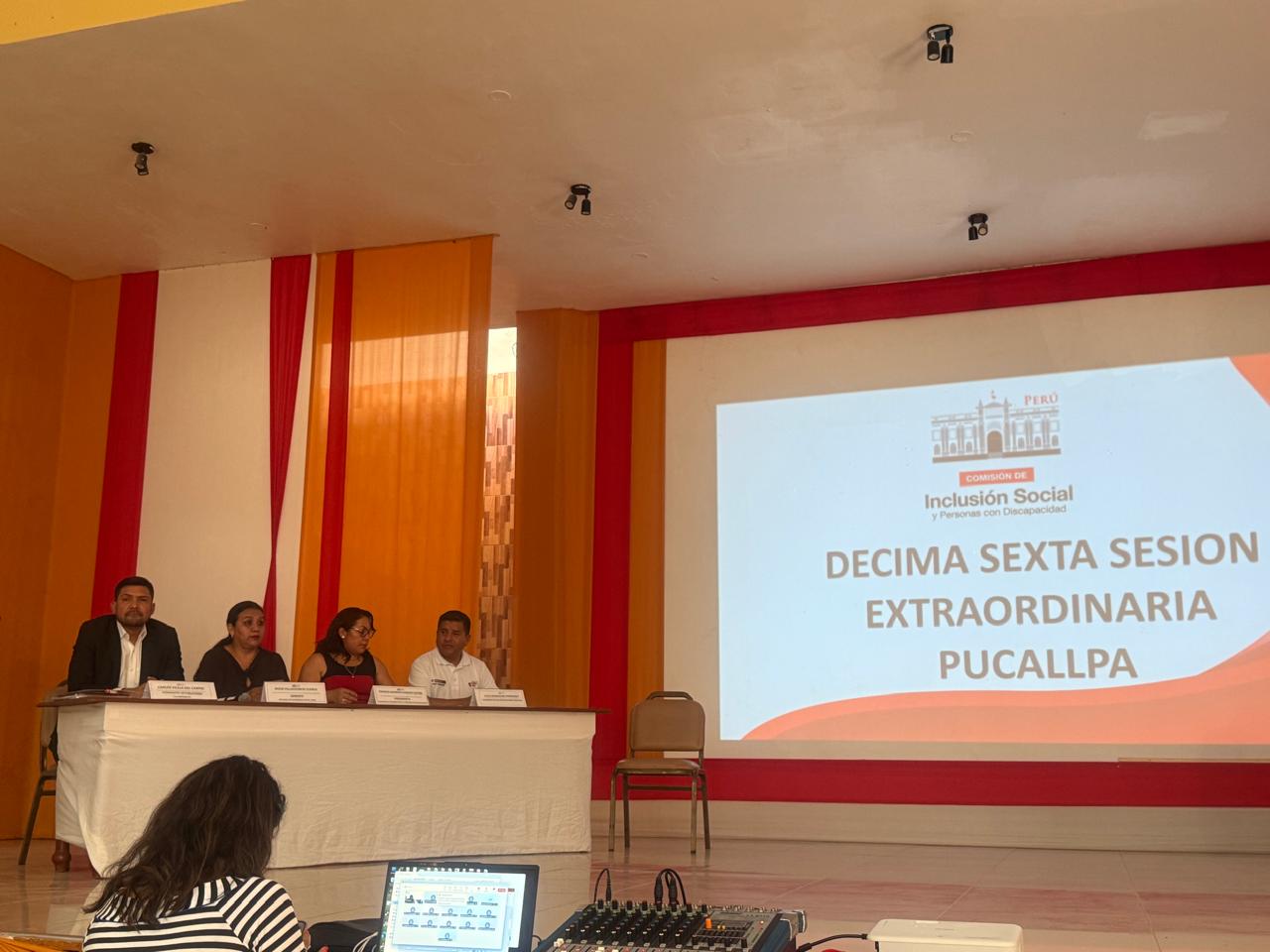 MIMP reafirma su compromiso con poblaciones vulnerables en sesión descentralizada del Congreso en Ucayali