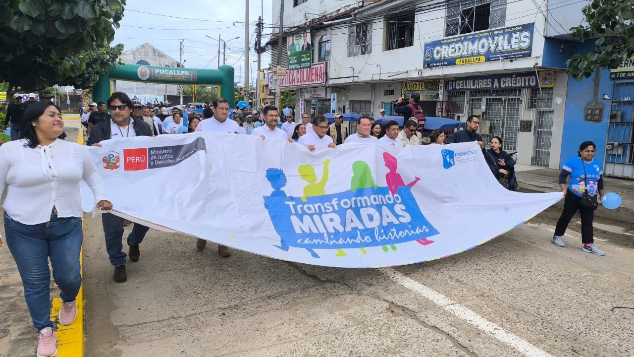 MIMP reafirma su compromiso con poblaciones vulnerables en sesión descentralizada del Congreso en Ucayali