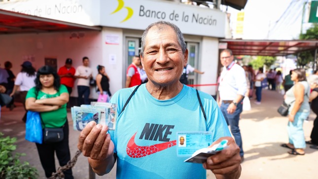 Midis: 824 mil usuarios de Pensión 65 inician mañana cobro de la subvención con aumento de S/100