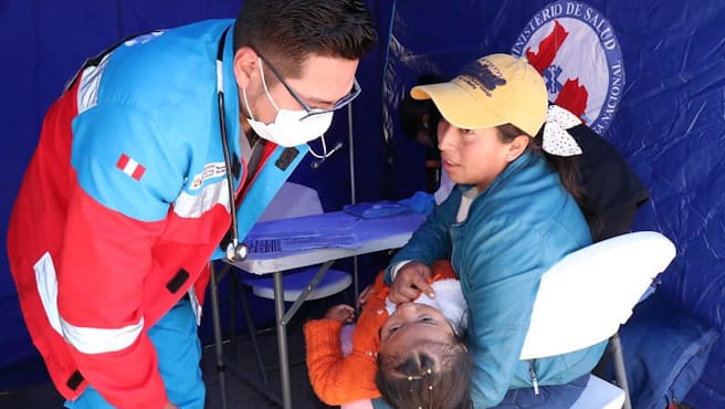 ‘Abrigamos Vidas’: Puno intensifica acciones de protección frente a heladas con campaña integral de salud en Juliaca