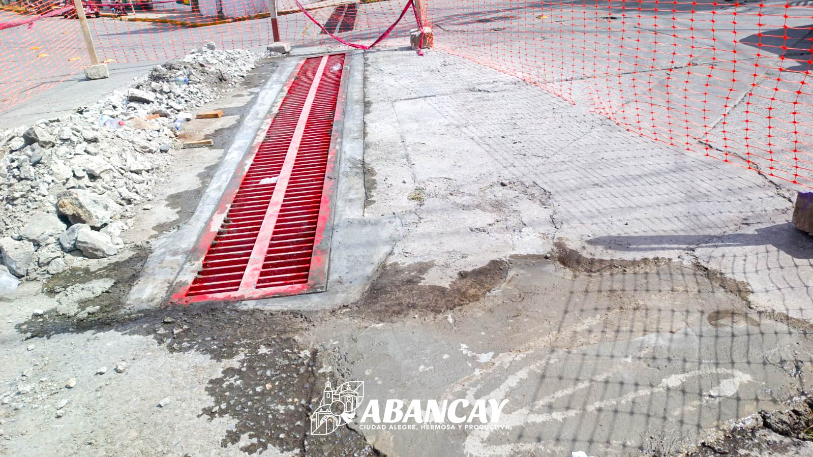 Municipalidad Provincial De Abancay Culmina Trabajos De Mantenimiento, Reposición Y Limpieza De Alcantarillas En Importantes Avenidas De La Ciudad. 🌧️✅