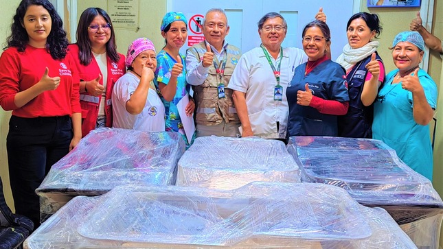 ONG “Save The Children” donó cuatro cunas acrílicas al Departamento de Neonatología 