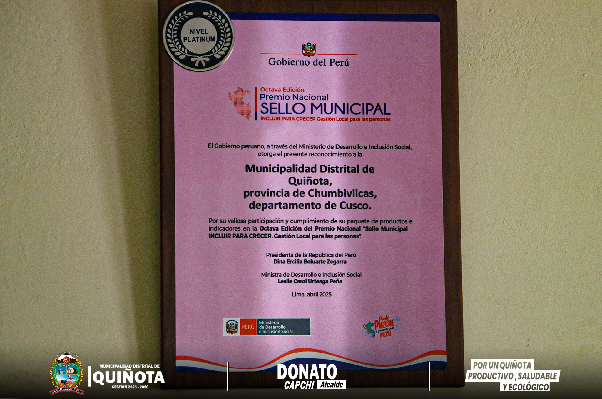 Placa del premio Nacional "SELLO MUNICIPAL"