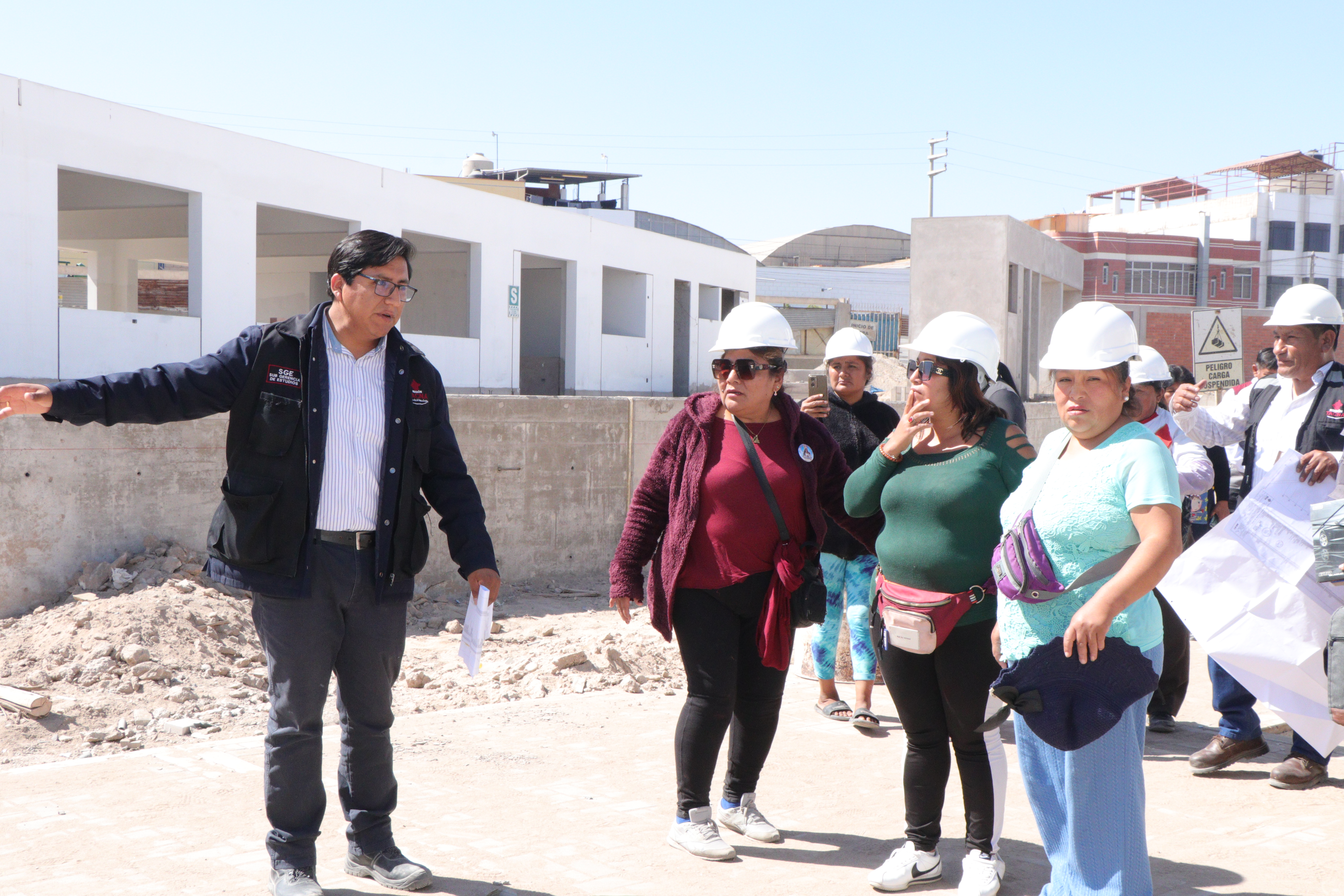 GORE Tacna avanza compromiso con la I.E. Guillermo Auza Arce 