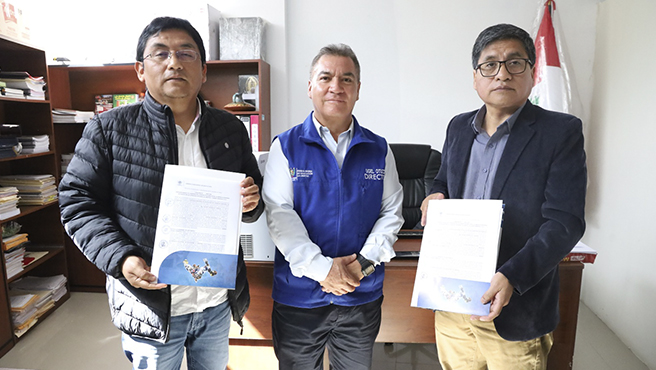 GRELL y Sienna Minerals firman convenio en favor de colegio rural en Otuzco