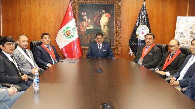 Presidente de la AMAG realizó sesión descentralizada en Tacna