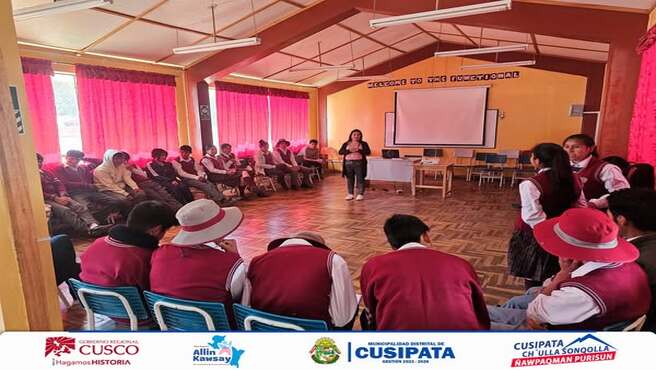 En el marco del sello regional Allin Kawsay se realizo charla informativa para jovenes en la I.E. Tupac Amaru II