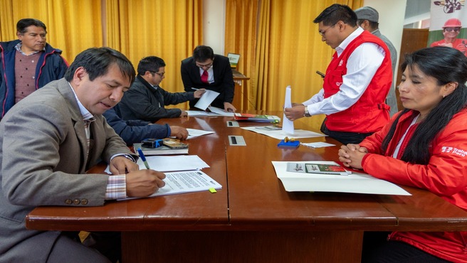 Buenas noticias para Cusipata, se logro una vez mas la firma del convenio con Llamkasun Peru 2025