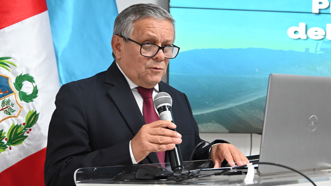 Dr. Humberto Chirif, Presidente del Ingemmet