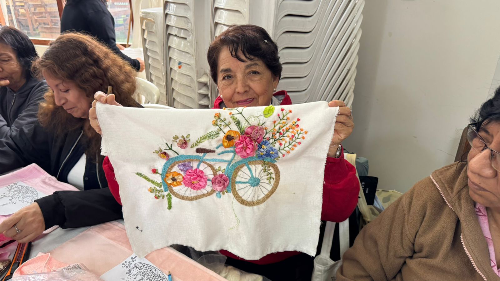 Taller de bordado Ayacuchano en el CIAM Barranco