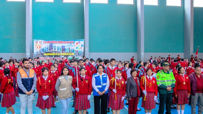 Juramentación del municipio escolar y brigadas de la I.E. Emblemática Andrés de los Reyes