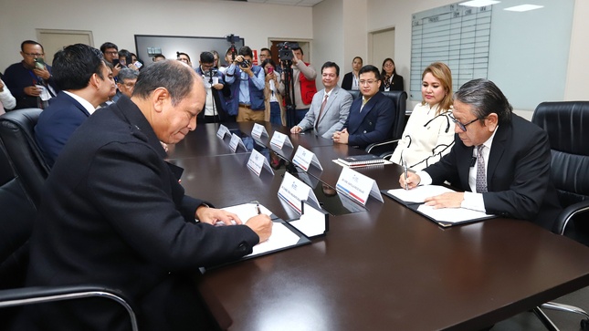 Gore Callao firmó convenio con Ministerio de Trabajo para generar más empleos y de calidad en la región 