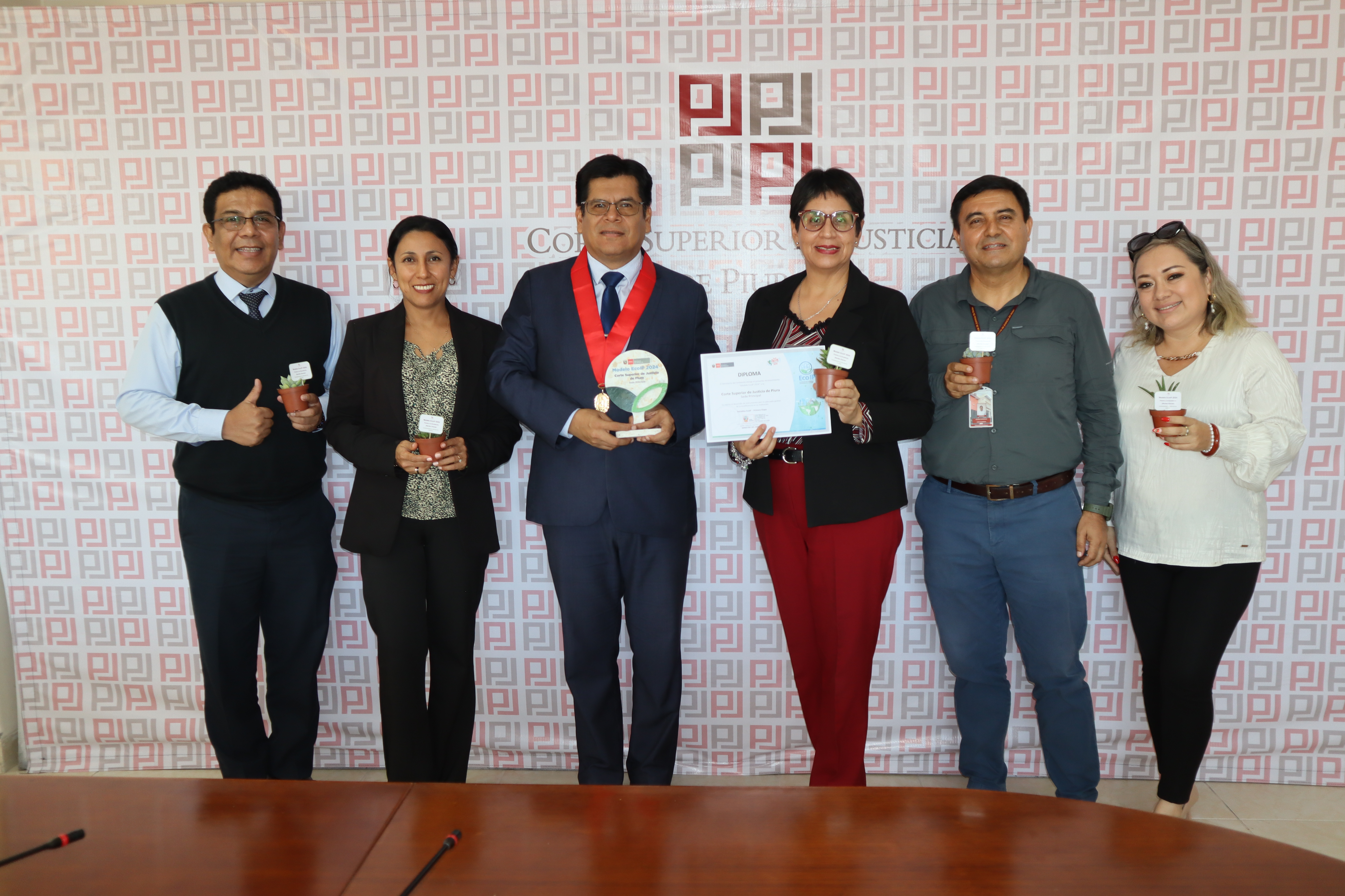 Reconocimiento simbólico Premio EcoIP