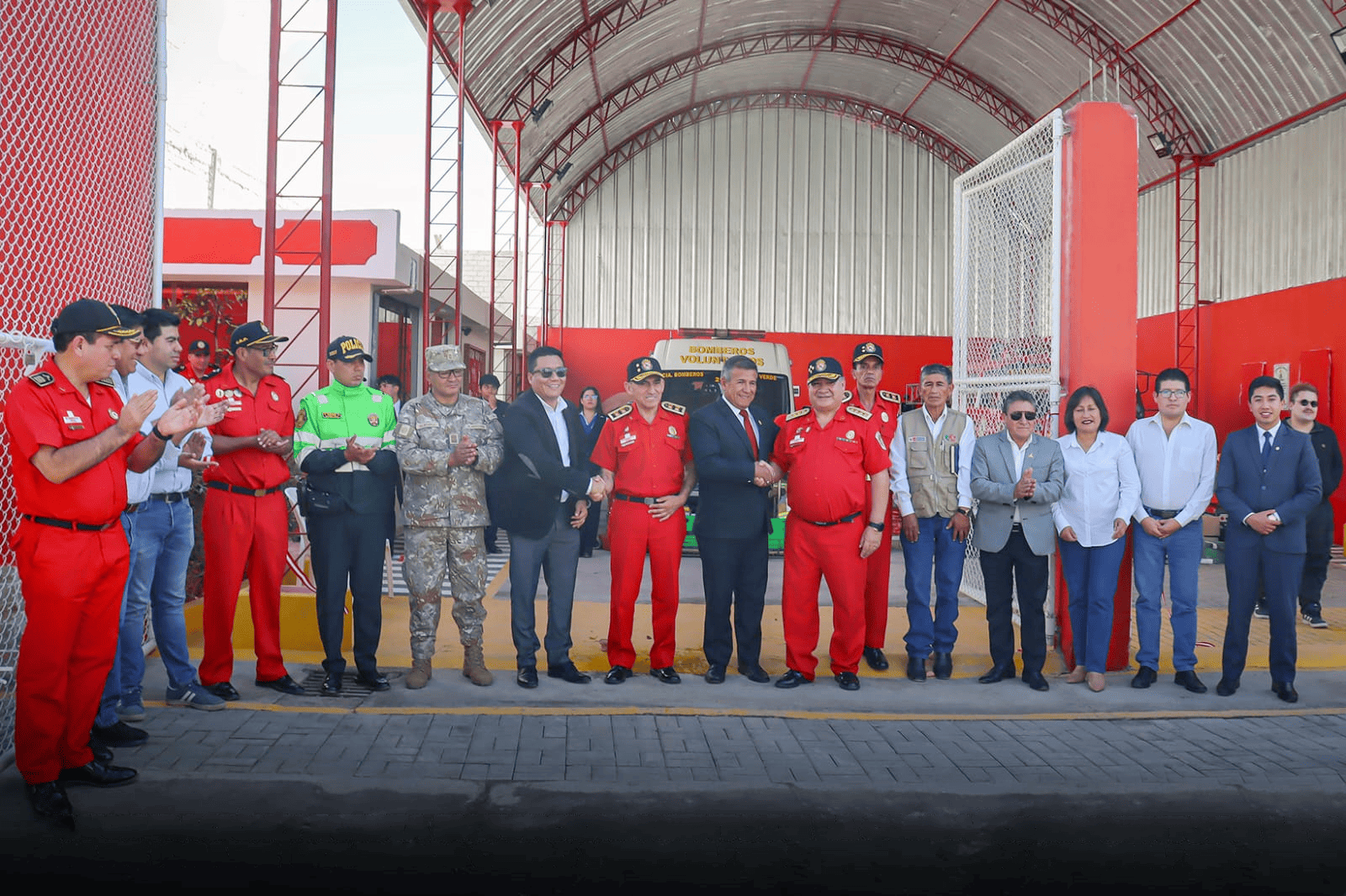 La Compañía de Bomberos Cerro Verde Nº 213 está preparada para brindar atención de incendios, rescates y otras emergencias