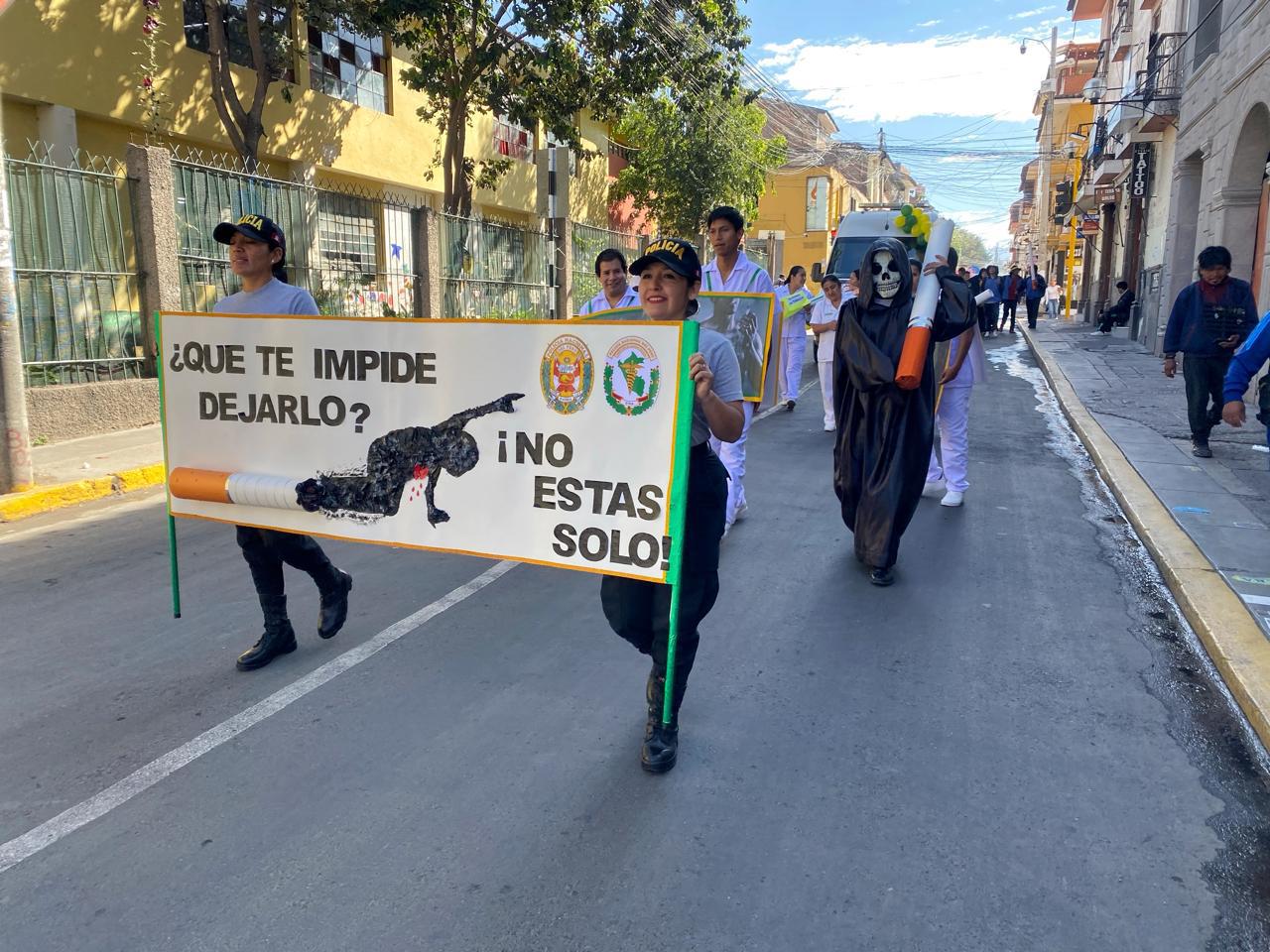 Ayacucho: Escolares llenan de mensaje y color las calles para decirle no al tabaco