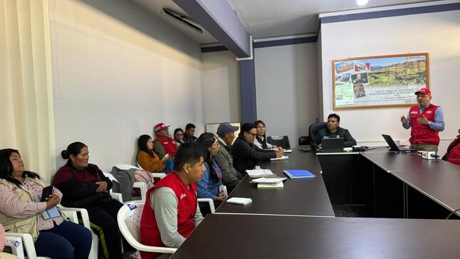 Inician evaluación en campo para implementar “casitas que abrigan” en Tacna 