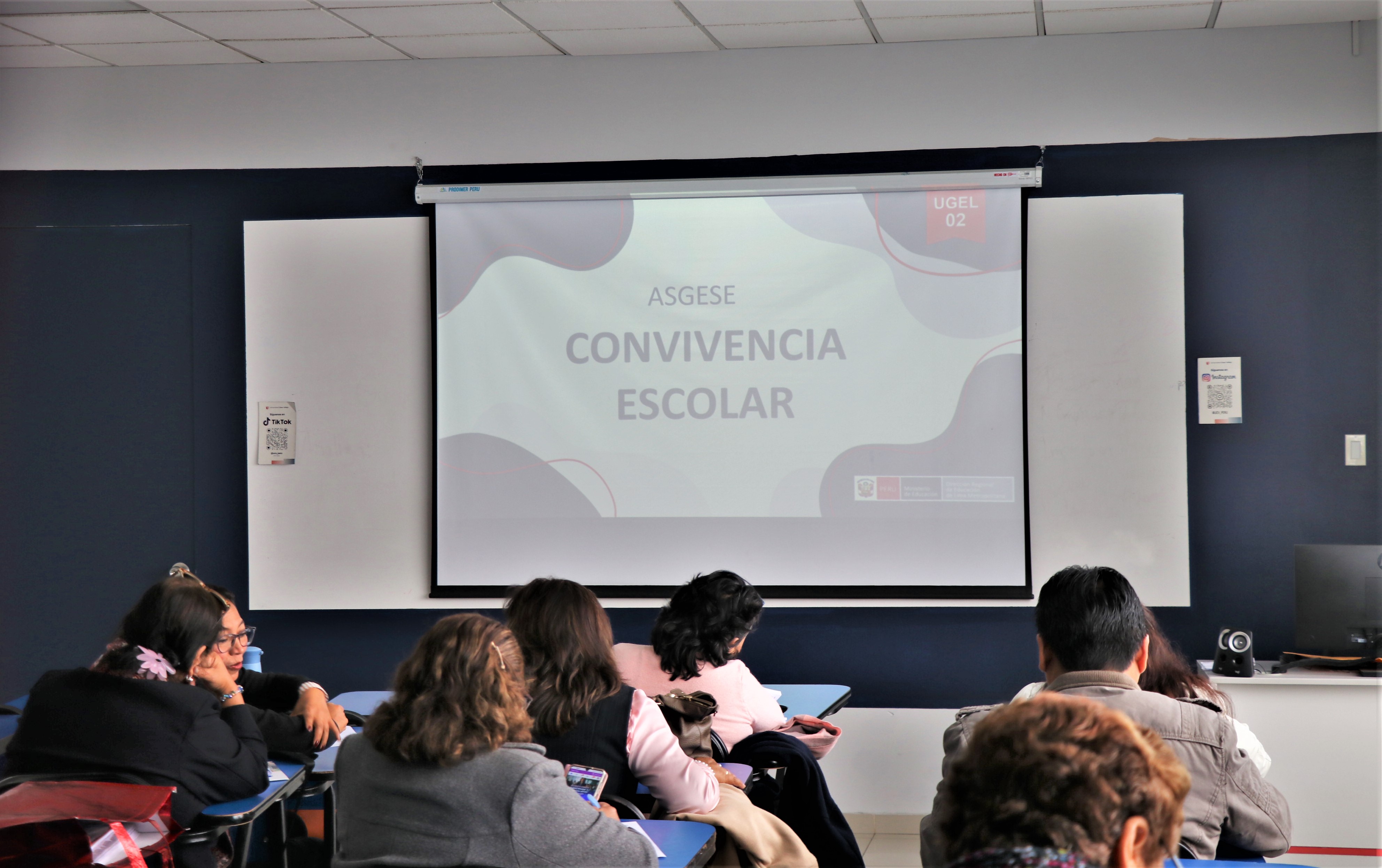DIRECTIVOS PARTICIPAN DEL CURSO DE ACTUALIZACIÓN EN GESTIÓN EDUCATIVA