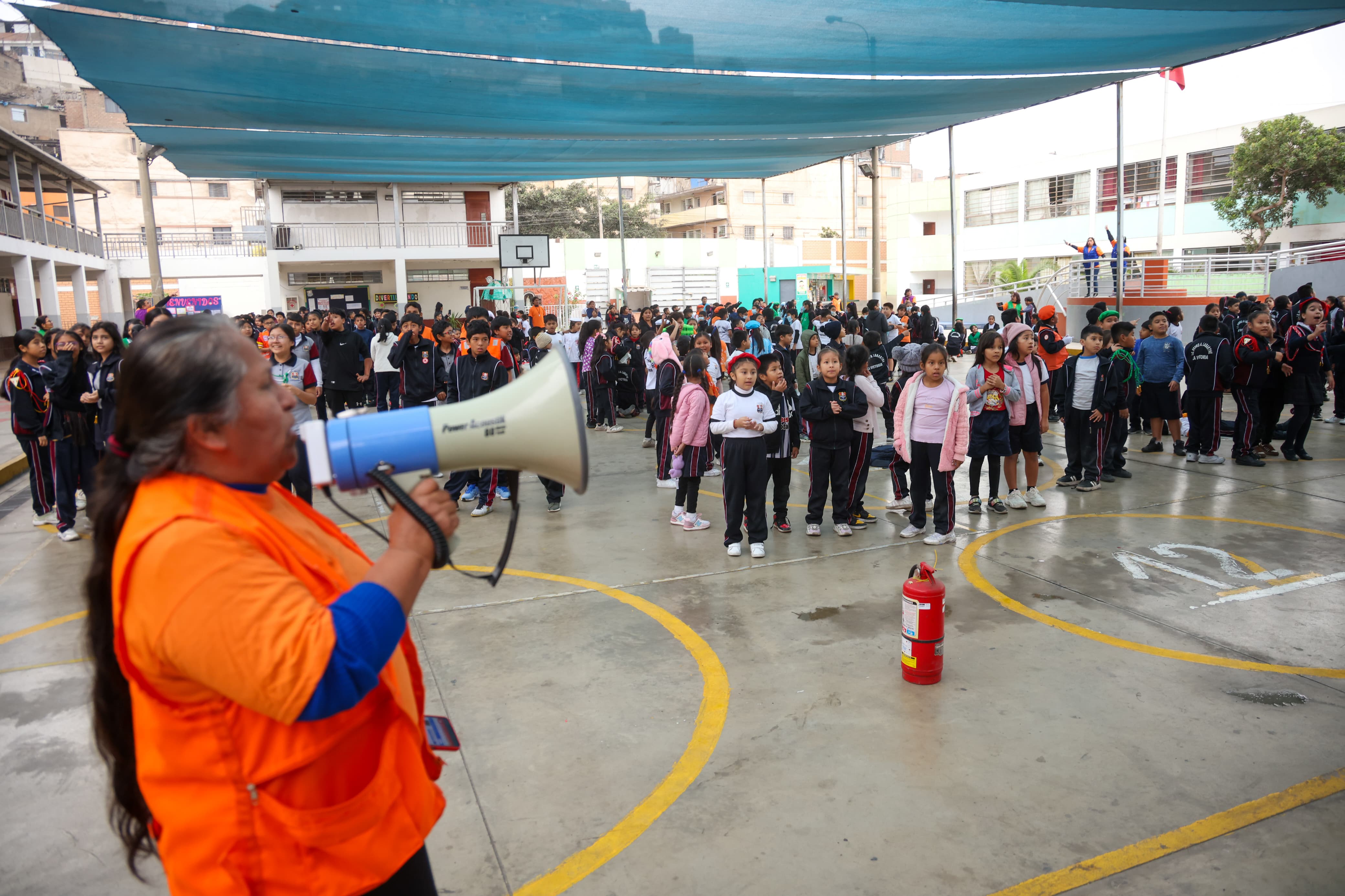 Participación masiva de estudiantes