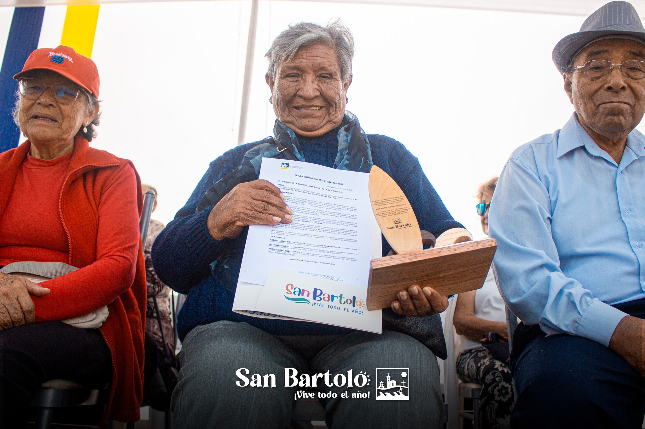 San Bartolo reconoce a vecinos ilustres por su legado y compromiso