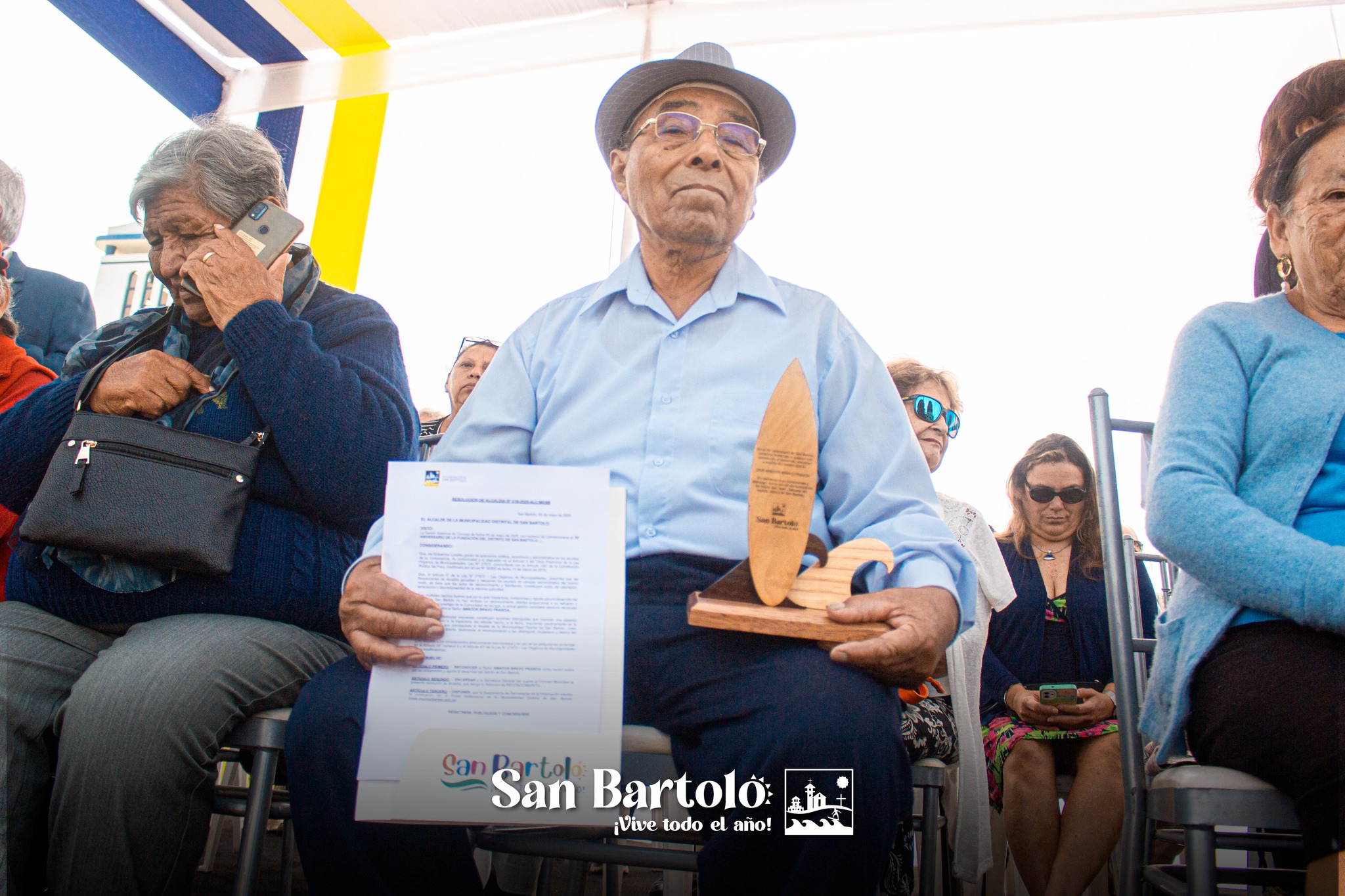 San Bartolo reconoce a vecinos ilustres por su legado y compromiso