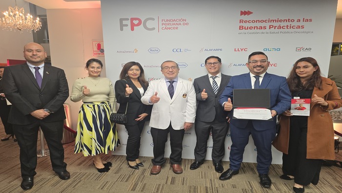 Servicio de Oncología Médica del Hospital Loayza participó en ceremonia de premiación