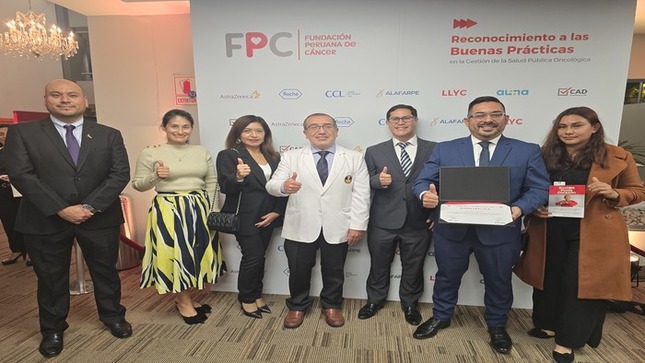Servicio de Oncología Médica del Hospital Loayza participó en ceremonia de premiación