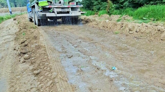 MDT realiza mantenimiento de calles en el barrio Anya de Hualahoyo