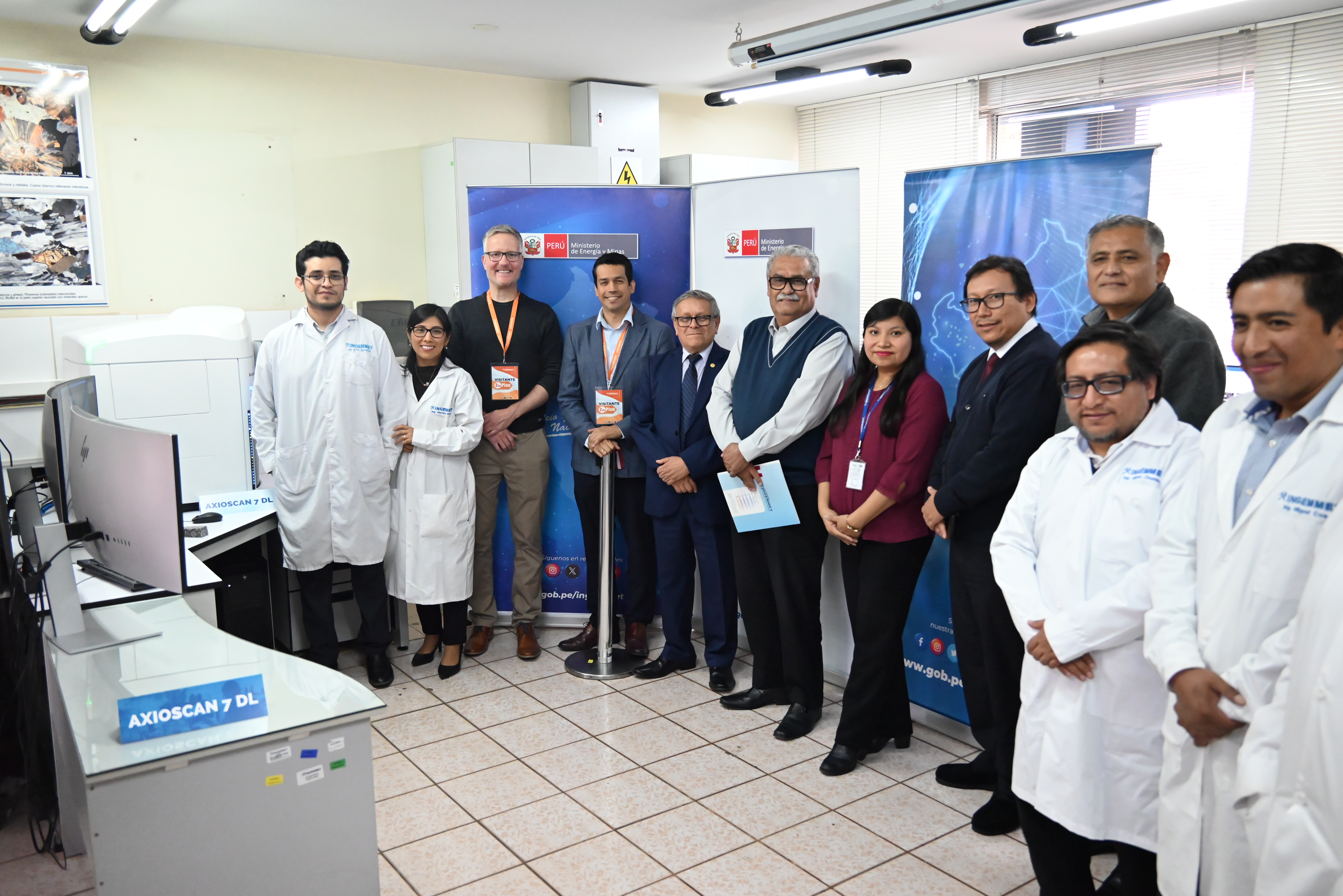 Equipo del Ingemmet.