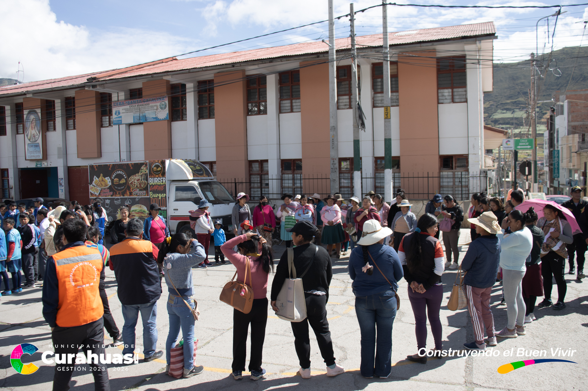 Distrito de Curahuasi Participa de Manera Activa en el Simulacro de Sismo y Peligros Asociados