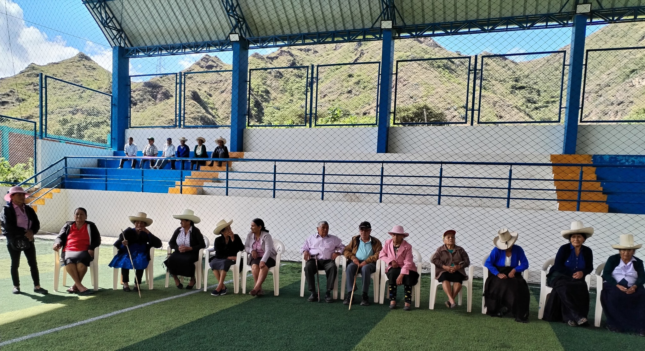 Celebramos el Día de la Madre con nuestros adultos mayores del CIAM