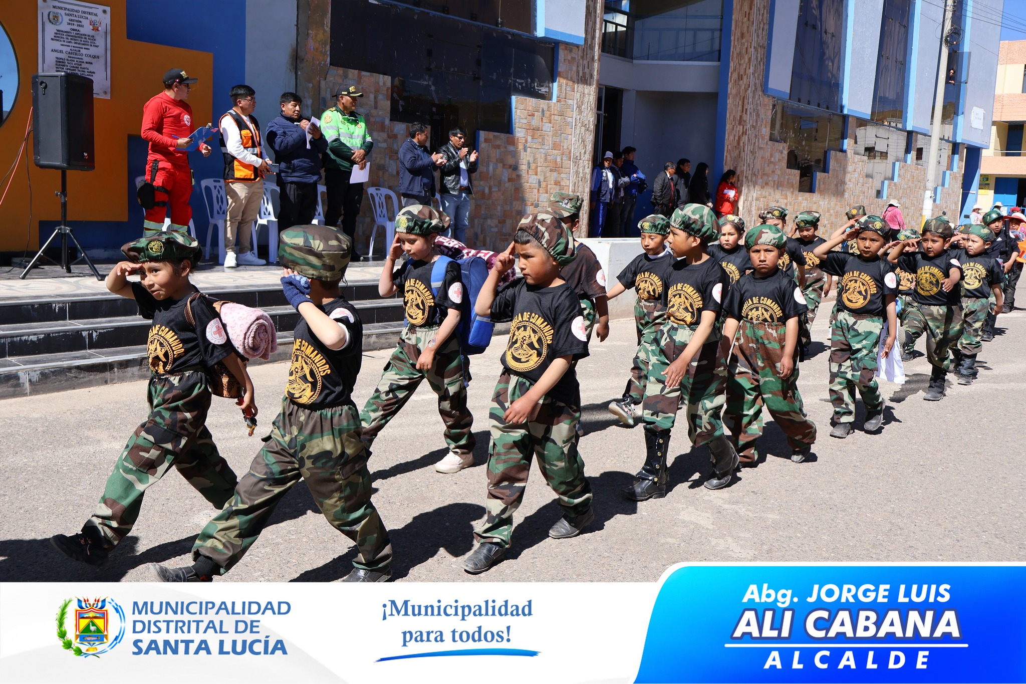 Desfile de Concientizacion por el Simulacro Multipeligro Santa Lucia