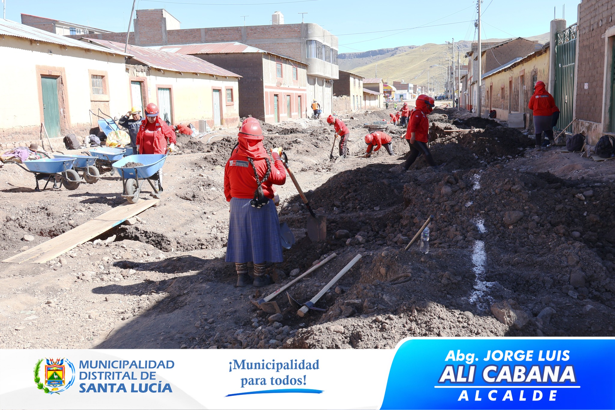 Supervision de trabajos del Pragrama LLAMKASUN PERU
