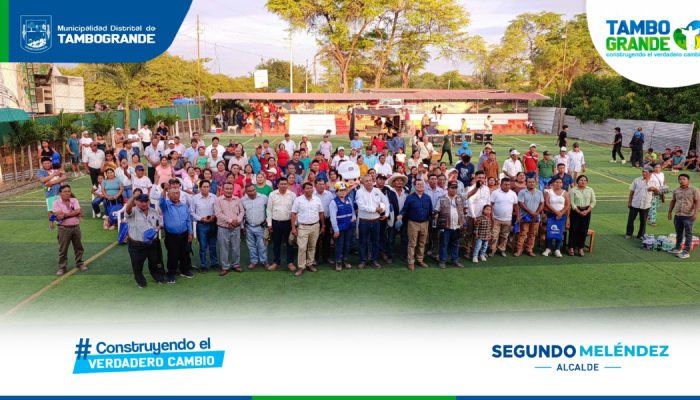 Alcalde Segundo Meléndez participa de la puesta del primer poste del proyecto ampliación de redes de distribución en san Felipe de Malingas