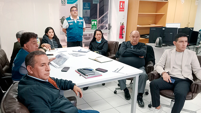 Reunión de asesoramiento normativo a funcionarios y técnicos de la Municipalidad Distrital de La Perla