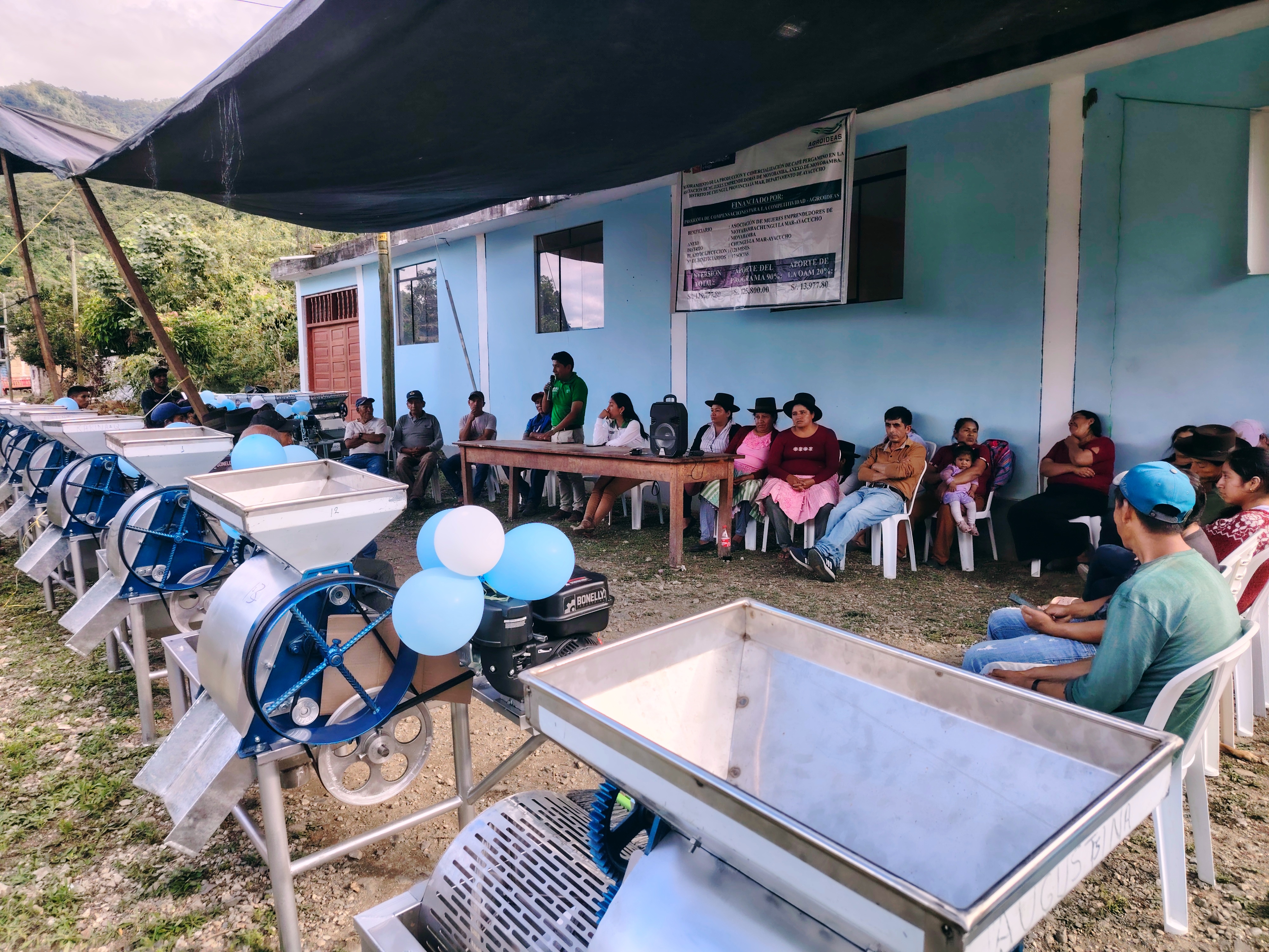 Ayacucho: Madres cafetaleras consolidan organización productiva con plan de negocio ganador