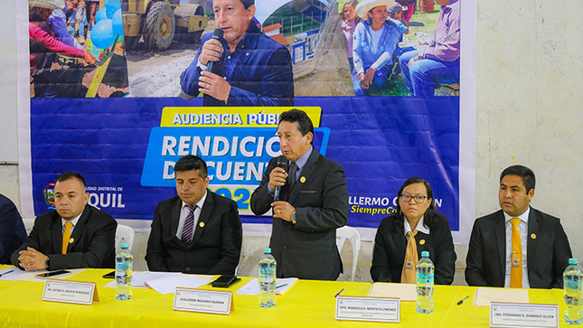 Alcalde apertura la Audiencia Pública.