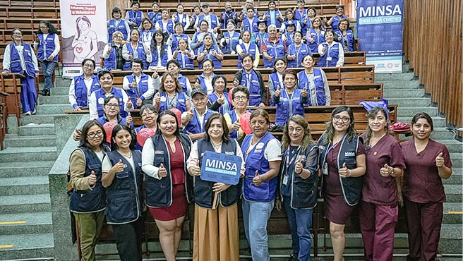 Foto 1: Día del Agente Comunitario: su labor fortalece la salud materna en Diris Lima Centro