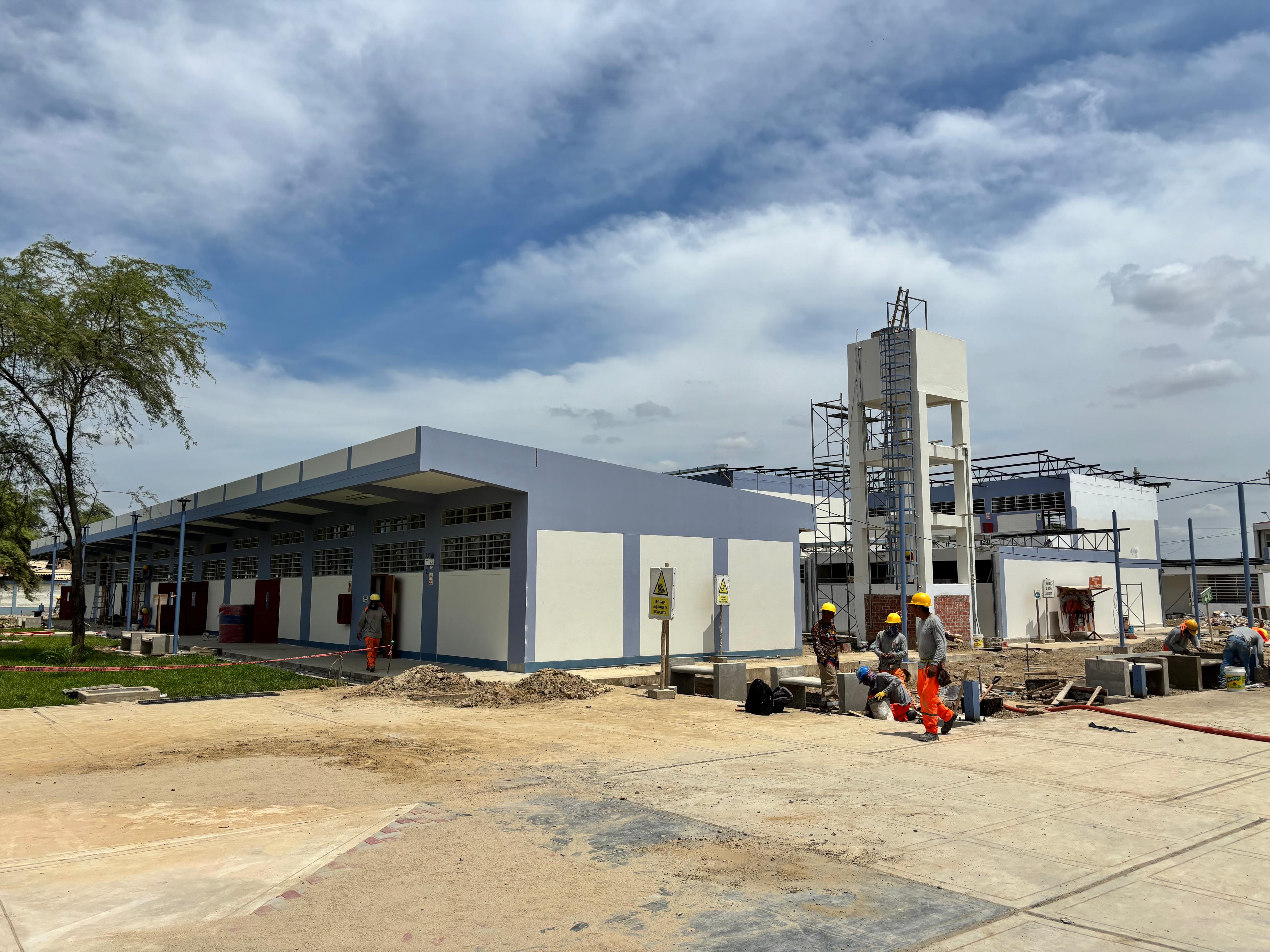 GORE Piura: más de 4 mil estudiantes se benefician con obras de modernización de institutos