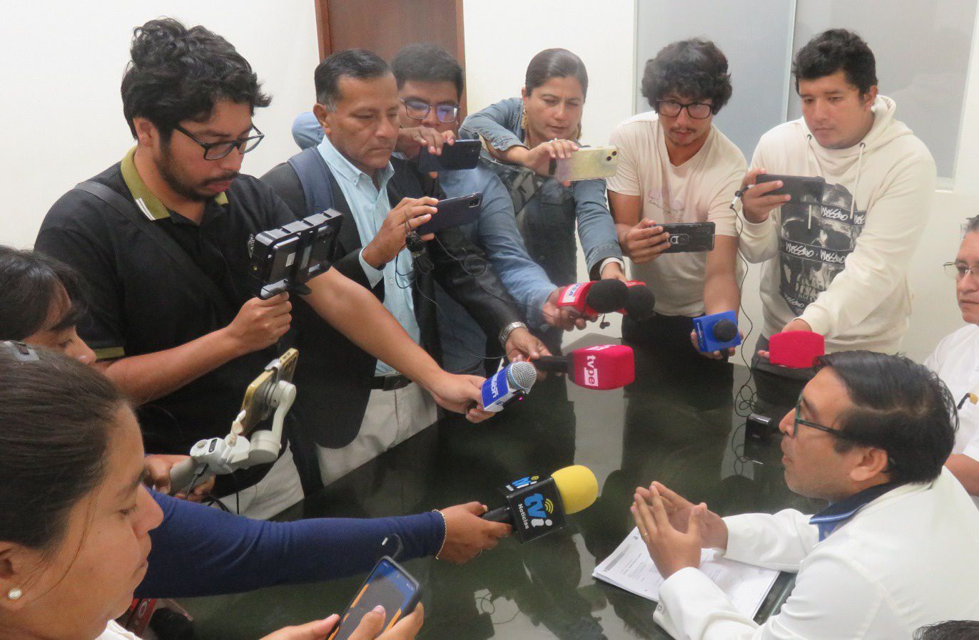 Conferencia de Prensa