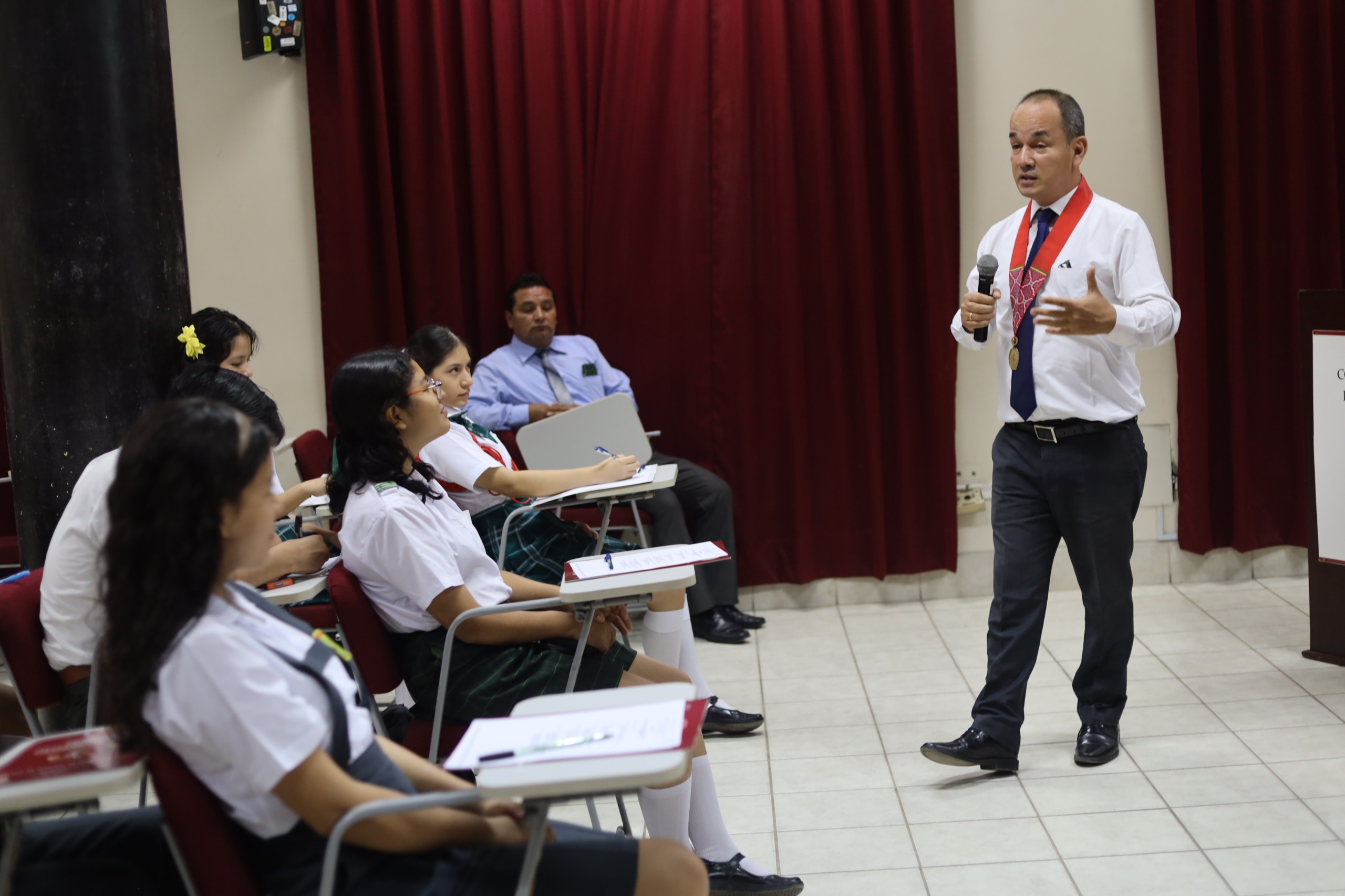 Corte Superior de Justicia de Ucayali desarrolló taller de capacitación para Jueces de Paz Escolar 2025 (3)