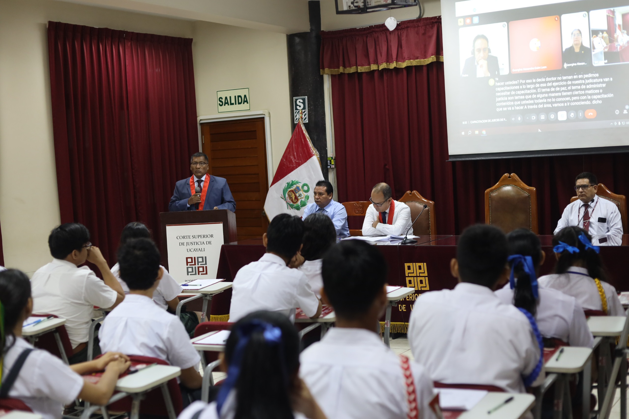 Corte Superior de Justicia de Ucayali desarrolló taller de capacitación para Jueces de Paz Escolar 2025 (4)